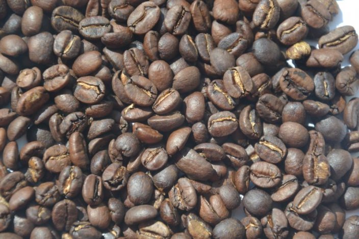 Honzova směs káv na espresso 50% arabica Gramáž: (Gramáž 100 g, Hrubost mletí celá zrna)
